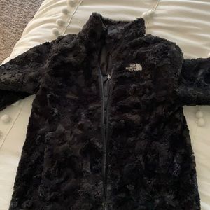Girls size 12/14 black reversible North Face! Worn once